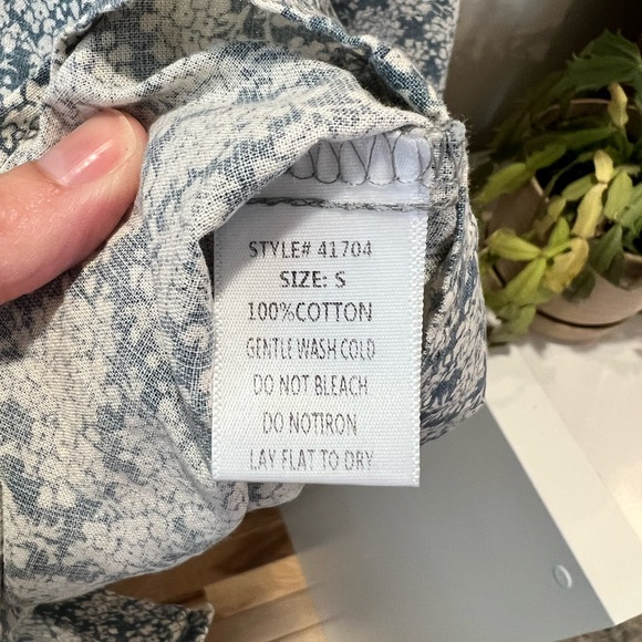 Neuflora Ellison Blouse | Size Small - Picture 7 of 8